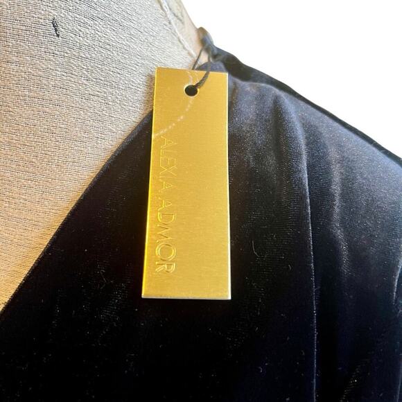 ALEXIA ADMOR Women's Plush Velvet Drape Mini Dress 1X (14-16) NWT Plus S - Picture 5 of 7